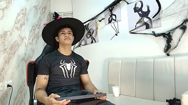 mikey banji online show from October 21, 12:39 pm