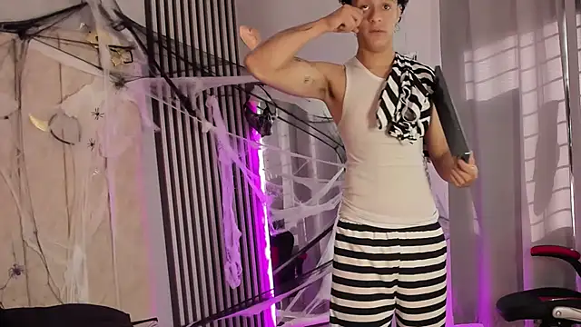 mikey banji online show from October 31, 12:39 pm