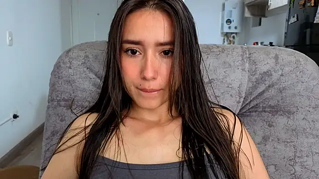 Adhara Kitten online show from May 25, 1:50 pm