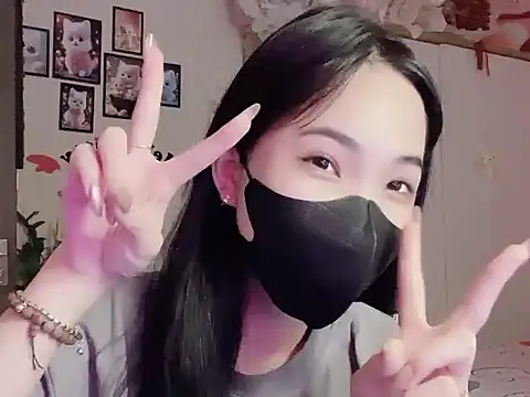 Snapshot of keelinnn19 chatting on October 17, 7:05 pm keelinnn19 online show from October 17, 7:05 pm