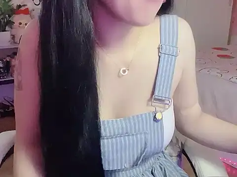 Snapshot of keelinnn19 chatting on October 21, 6:52 pm keelinnn19 online show from October 21, 6:52 pm