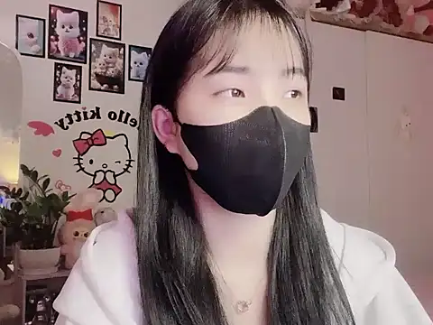 keelinnn19 online show from November 4, 5:45 pm