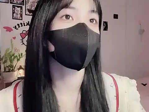 Snapshot of keelinnn19 chatting on January 11, 8:30 am keelinnn19 online show from January 11, 8:30 am