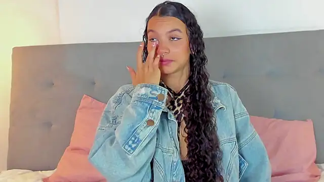 Luna Claire online show from November 12, 11:32 am