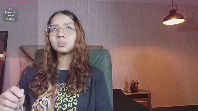 Snapshot of angeles_azul chatting on October 4, 12:14 pm angeles azul online show from October 4, 12:14 pm