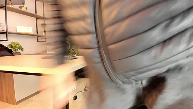 nicktorn online show from November 28, 12:52 pm