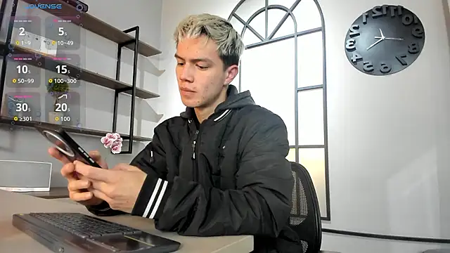 nicktorn online show from February 1, 12:48 pm