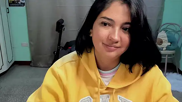 miiaawallace online show from September 17, 6:37 am