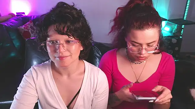 marsearth22  online show from January 7, 1:08 am