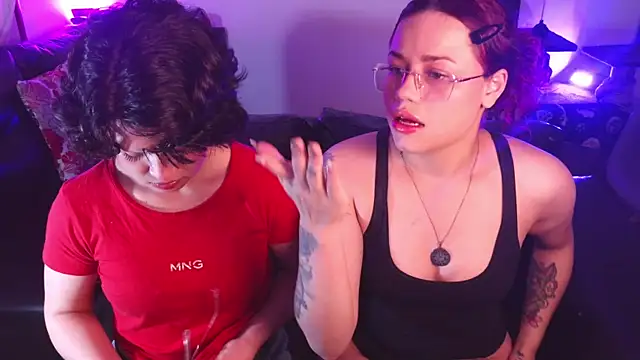 marsearth22  online show from January 19, 1:42 am