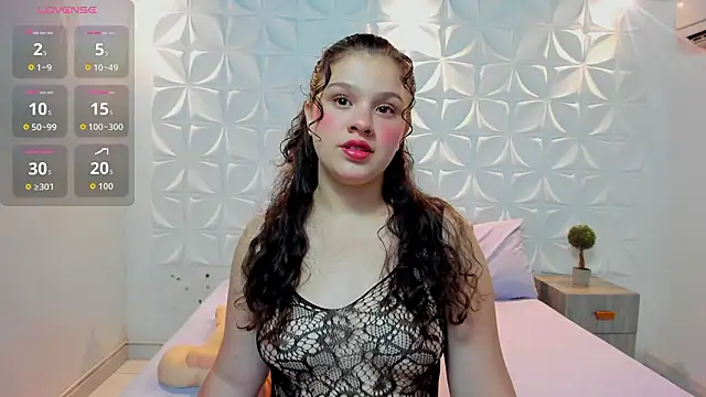 salem cute online show from February 2, 10:08 pm