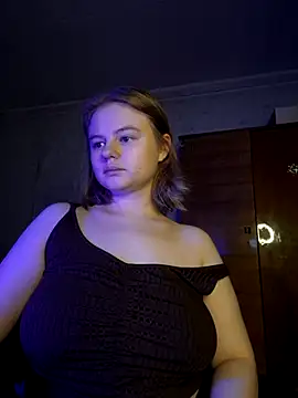 SlipperSherry online show from December 3, 5:11 pm