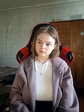 SlipperSherry online show from January 18, 5:55 am