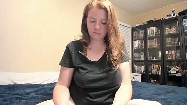 Snapshot of LndsyR90 chatting on November 1, 2:35 am LndsyR90 online show from November 1, 2:35 am