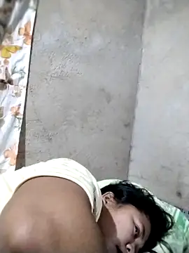 Snapshot of big_booty15 chatting on October 3, 9:50 am big booty15 online show from October 3, 9:50 am