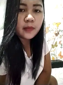 Snapshot of big_booty15 chatting on October 17, 3:10 am big booty15 online show from October 17, 3:10 am