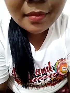 Snapshot of big_booty15 chatting on November 18, 1:00 am big booty15 online show from November 18, 1:00 am