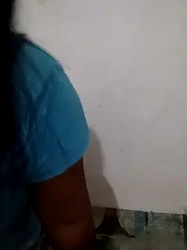 Snapshot of big_booty15 chatting on November 19, 1:16 am big booty15 online show from November 19, 1:16 am