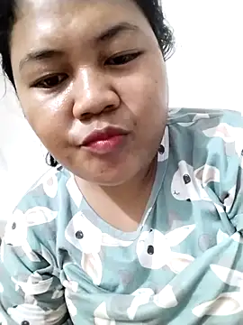 Snapshot of big_booty15 chatting on November 29, 8:28 am big booty15 online show from November 29, 8:28 am