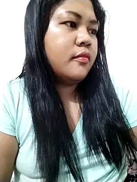 Snapshot of big_booty15 chatting on December 1, 4:23 pm big booty15 online show from December 1, 4:23 pm