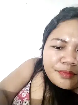 Snapshot of big_booty15 chatting on December 2, 11:04 am big booty15 online show from December 2, 11:04 am