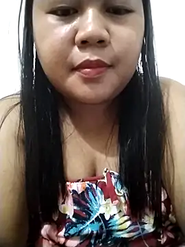 Snapshot of big_booty15 chatting on December 14, 10:03 pm big booty15 online show from December 14, 10:03 pm