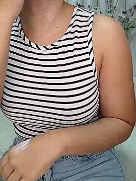 CataRicci online show from October 18, 12:06 pm