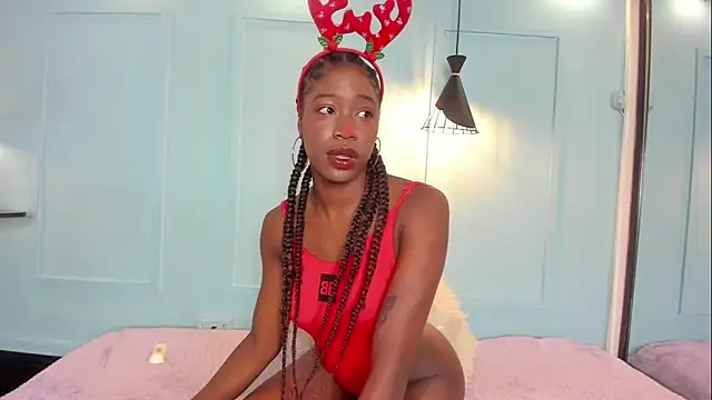 MichellePose online show from December 4, 12:25 pm