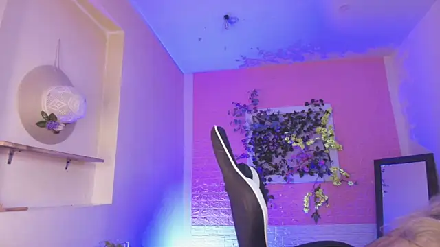 Katy bratz  online show from September 18, 2:57 am