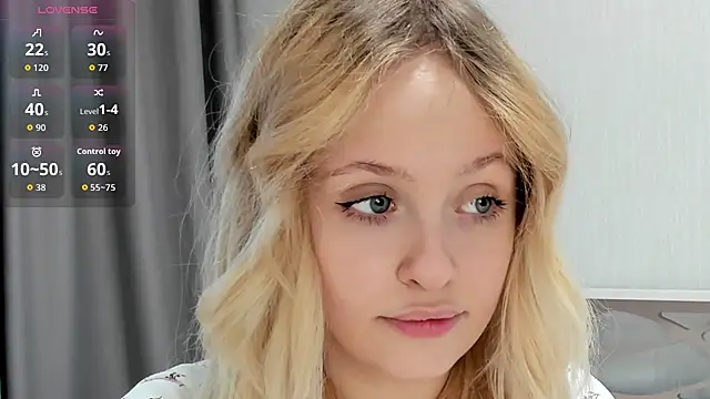 Julliakoill online show from October 11, 7:51 am