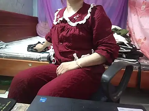 Snapshot of Xue_weng chatting on April 26, 4:21 am Xue weng online show from April 26, 4:21 am
