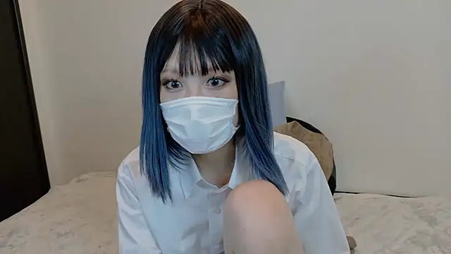 Snapshot of sarina_at chatting on November 1, 7:32 am sarina at online show from November 1, 7:32 am