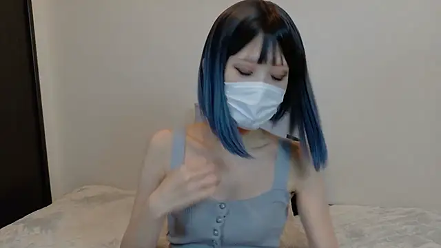 Snapshot of sarina_at chatting on November 3, 4:25 am sarina at online show from November 3, 4:25 am