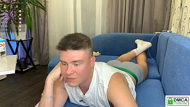 Snapshot of holy_eggs_02 chatting on September 15, 6:30 pm holy eggs 02 online show from September 15, 6:30 pm