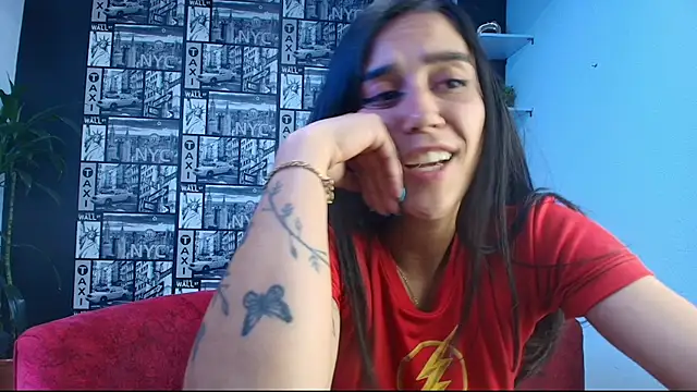 Snapshot of DanielaMonroe chatting on March 8, 2:04 am DanielaMonroe online show from March 8, 2:04 am