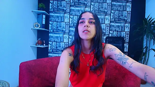 Snapshot of DanielaMonroe chatting on March 31, 9:48 pm DanielaMonroe online show from March 31, 9:48 pm