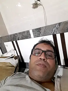 Snapshot of Hot-boy077 chatting on February 23, 6:27 pm Hot-boy077 online show from February 23, 6:27 pm