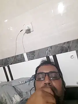 Snapshot of Hot-boy077 chatting on March 2, 7:15 am Hot-boy077 online show from March 2, 7:15 am