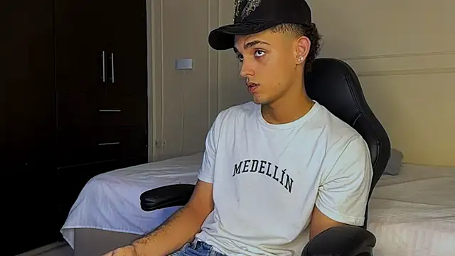 nathan shimmer online show from December 20, 8:49 pm