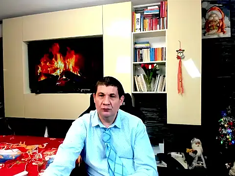 SpartacusDaddy48 online show from February 5, 2:22 pm