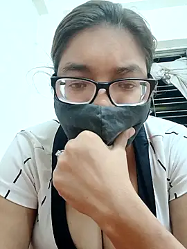 Elie couple143 online show from September 25, 6:33 pm