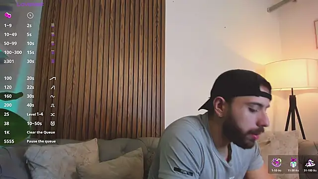 Snapshot of Maximo_Wolff chatting on April 6, 7:48 pm Maximo Wolff online show from April 6, 7:48 pm
