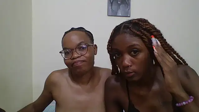 Miss-Hennessy online show from December 18, 6:47 pm