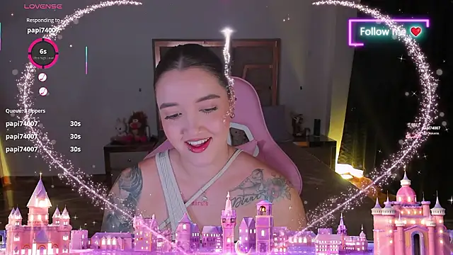 lunaarose online show from March 26, 3:34 am