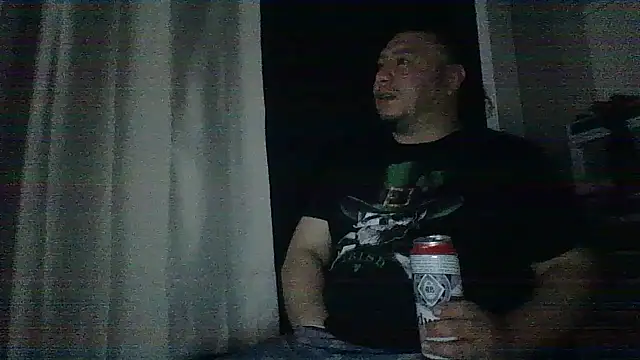 Snapshot of raredick chatting on April 2, 4:21 am raredick online show from April 2, 4:21 am