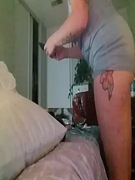 itsLoBunny online show from September 29, 6:40 am