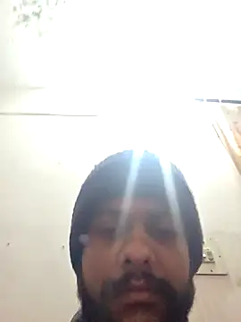 Snapshot of desir3dlund chatting on January 11, 2:49 am desir3dlund online show from January 11, 2:49 am