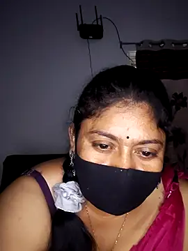 Snapshot of Telugu--Nadhini143 chatting on October 6, 4:21 am Telugu--Nadhini143 online show from October 6, 4:21 am