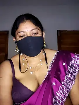 Snapshot of Telugu--Nadhini143 chatting on October 17, 6:49 am Telugu--Nadhini143 online show from October 17, 6:49 am
