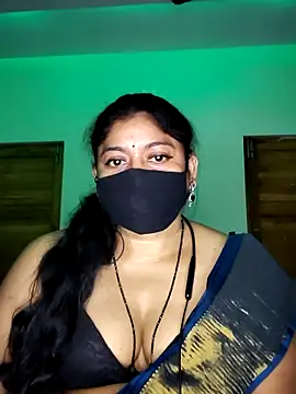 Snapshot of Telugu--Nadhini143 chatting on October 30, 3:24 pm Telugu--Nadhini143 online show from October 30, 3:24 pm